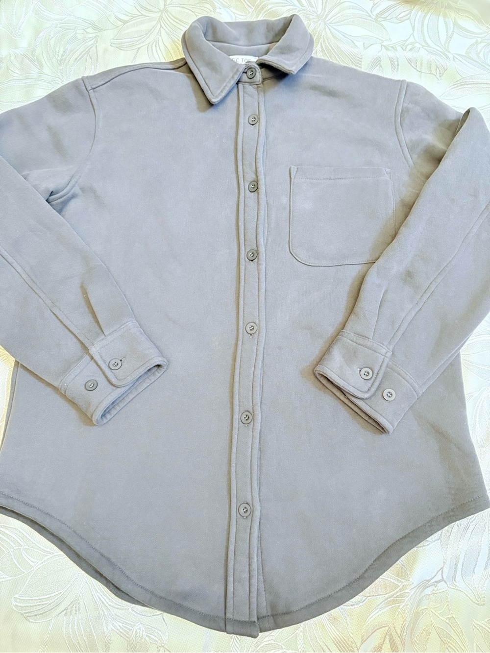 Women’s Light Gray Polar Button-Up Shirt Jacket - Small